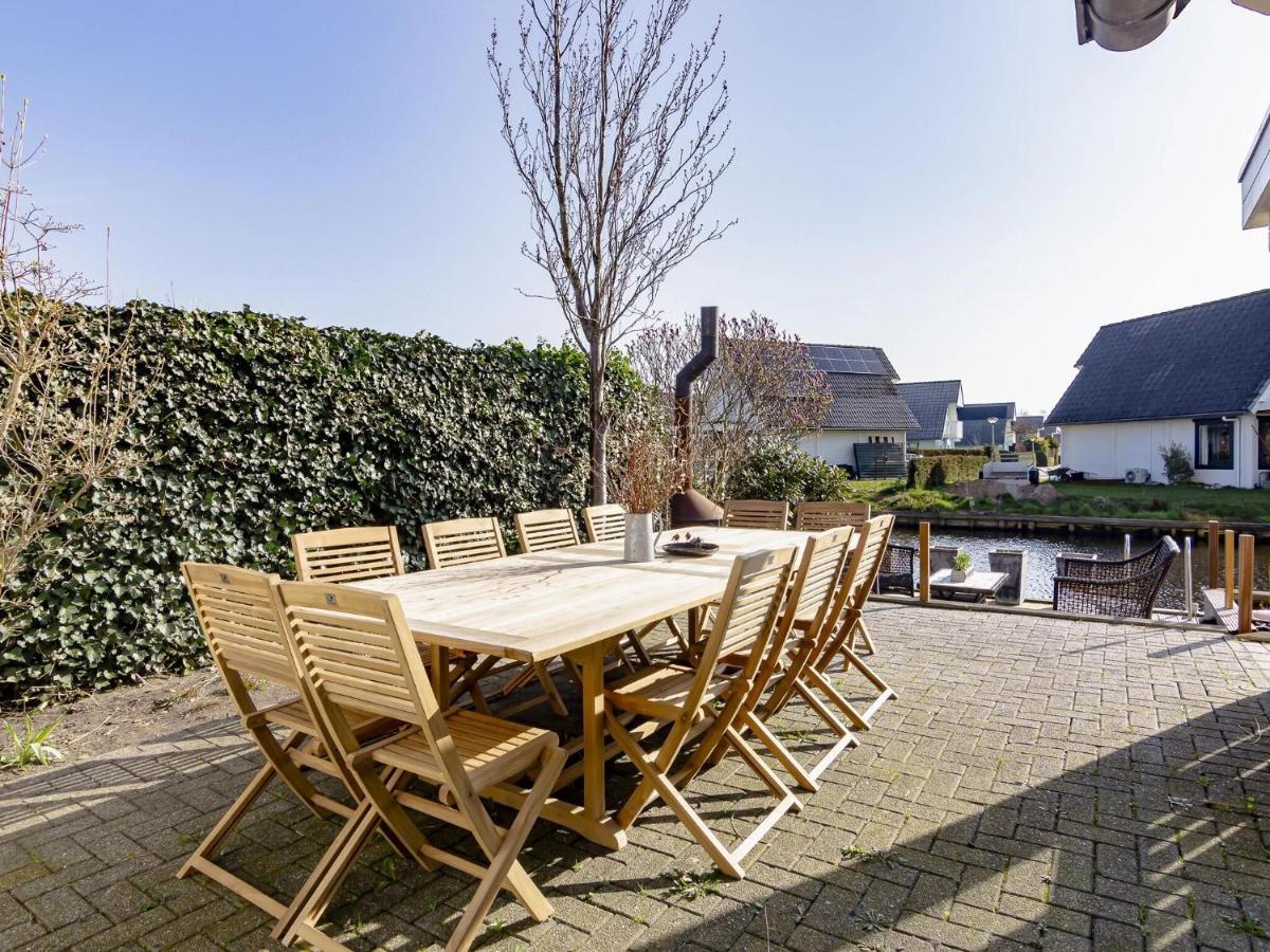 Beautiful Holiday Home With Private Terrace Kropswolde Luaran gambar