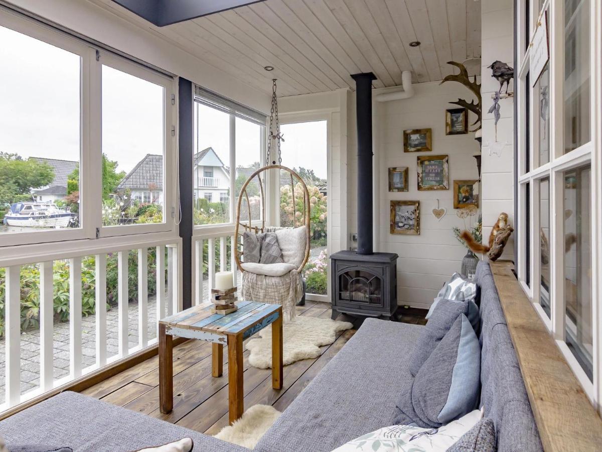 Beautiful Holiday Home With Private Terrace Kropswolde Luaran gambar